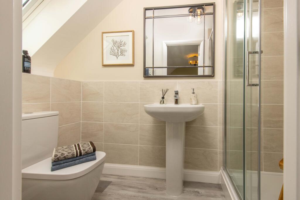 House in Solihull, Hampton-in-Arden - More