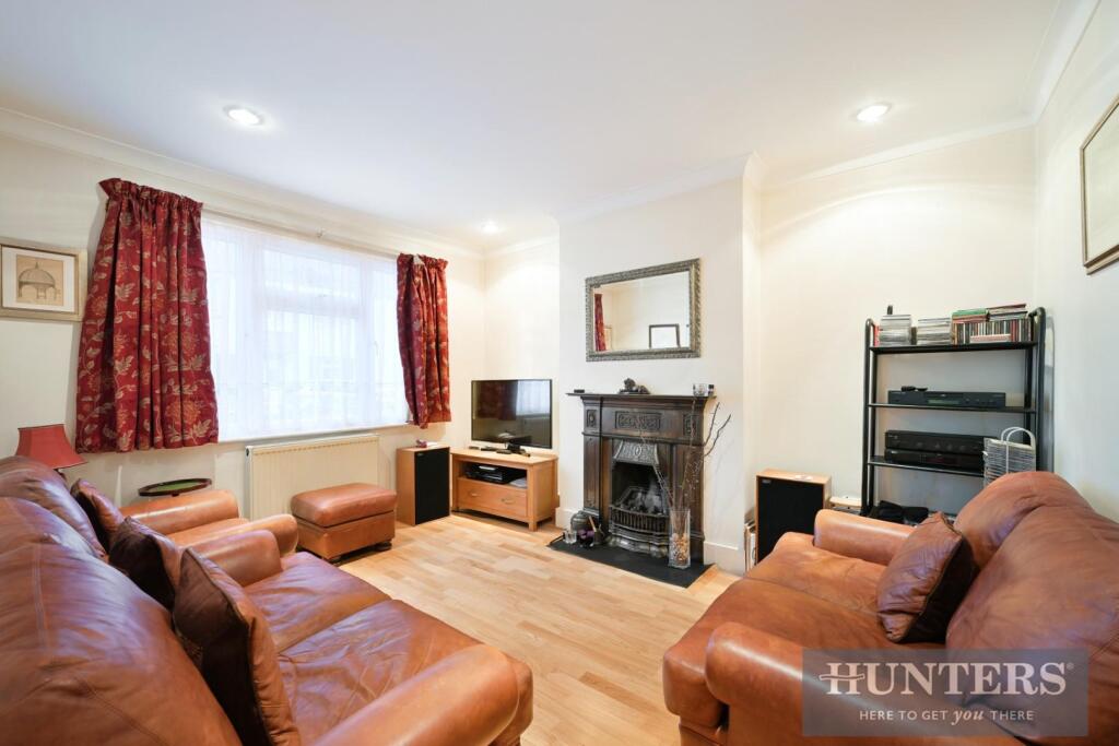 Washington Road, Worcester Park photo 2