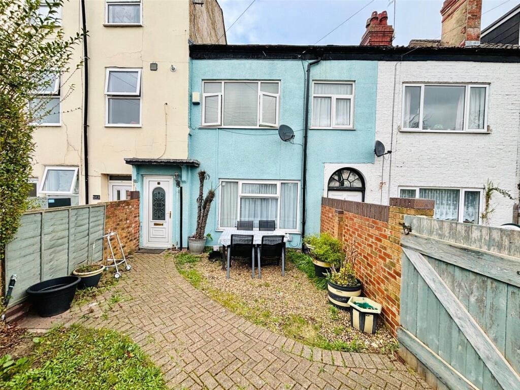 Main image of property: Spring Gardens, Goole, East Yorkshire, DN14