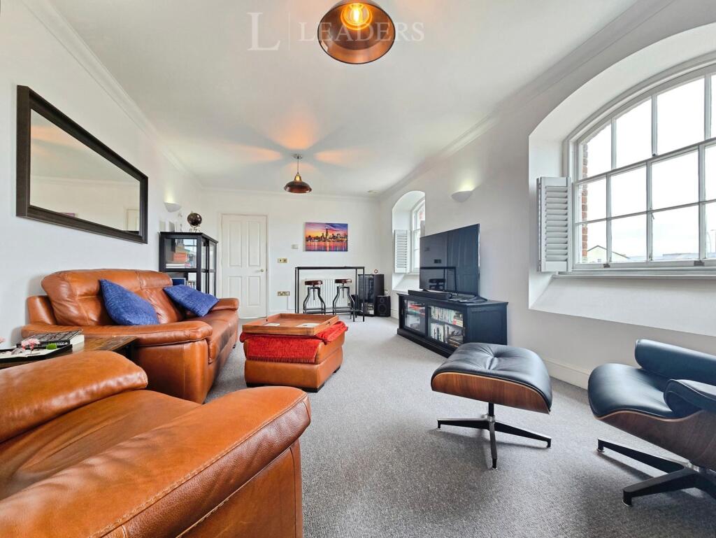 Apartment in Portsmouth - View 2