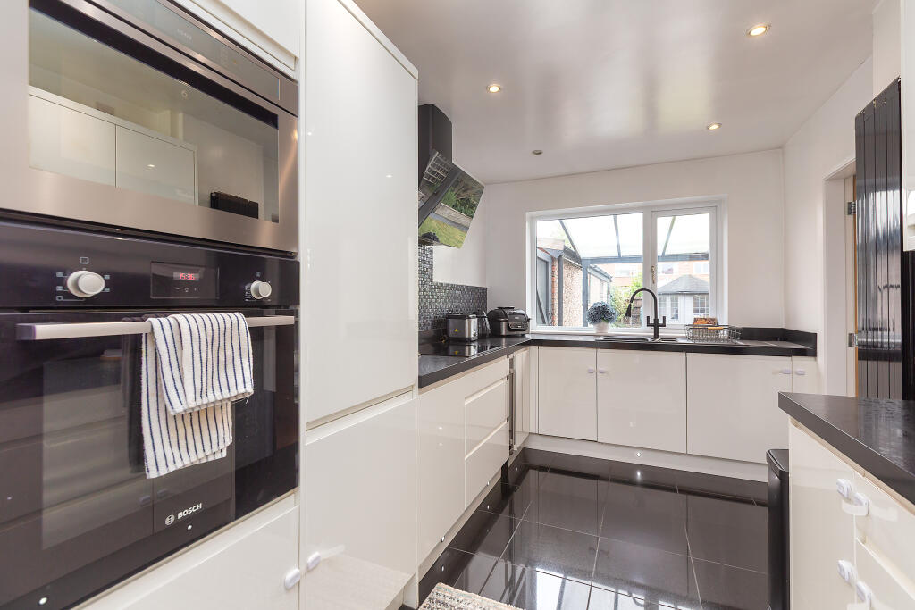 House in Preston, Ingol, Ashton-on-Ribble - View 2