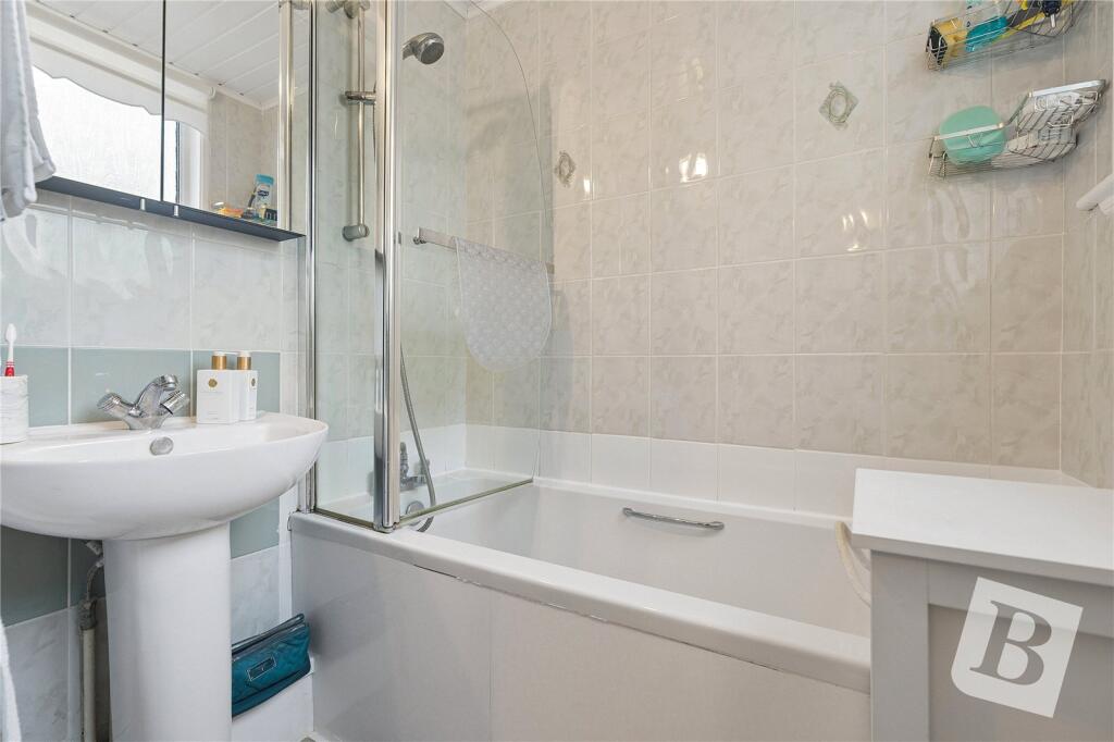House in Romford - View 5