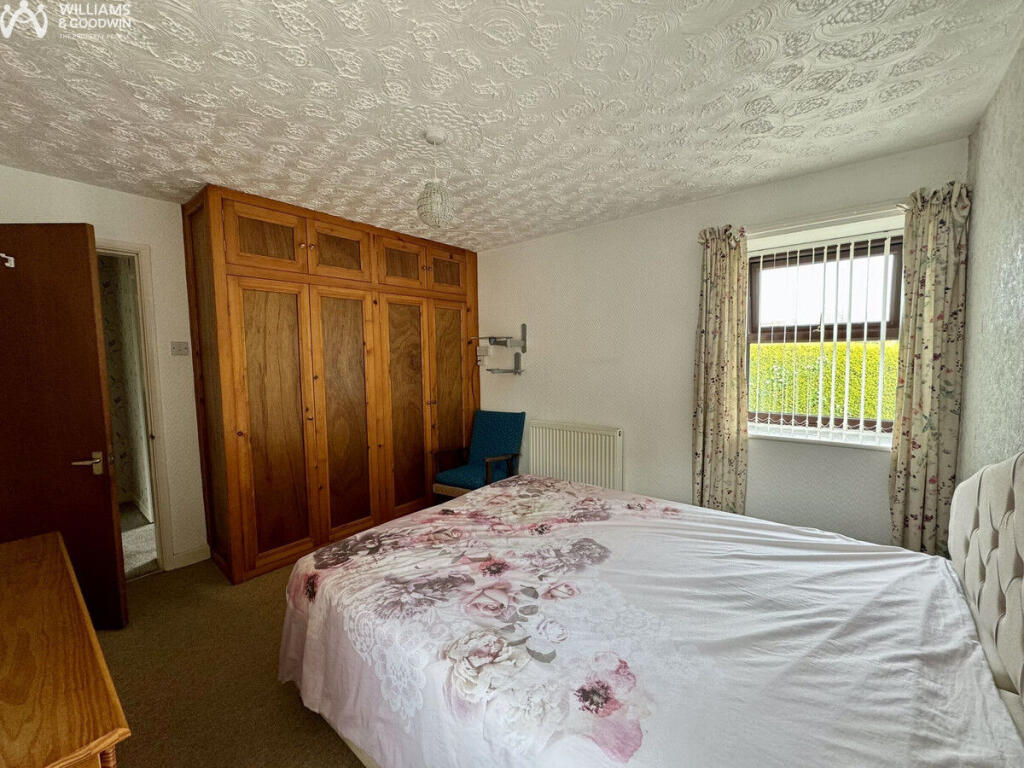 House in Anglesey, Ynys Môn / Isle of Anglesey - More
