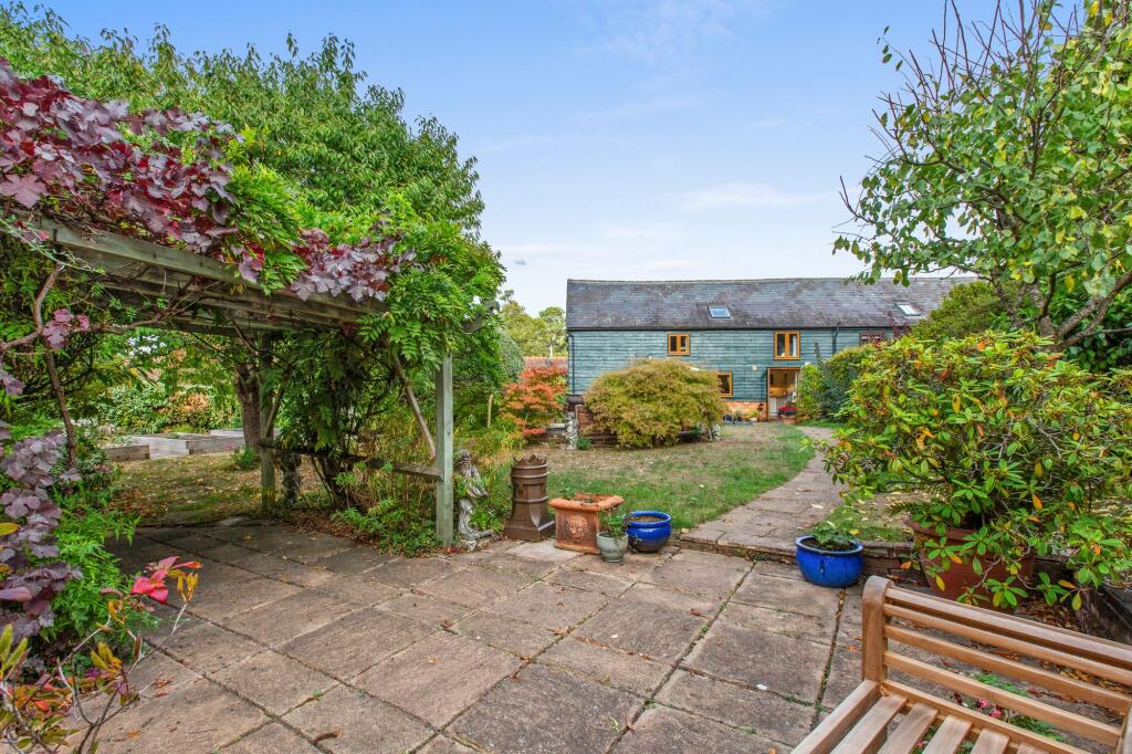 House in Halton, Buckinghamshire - View 3