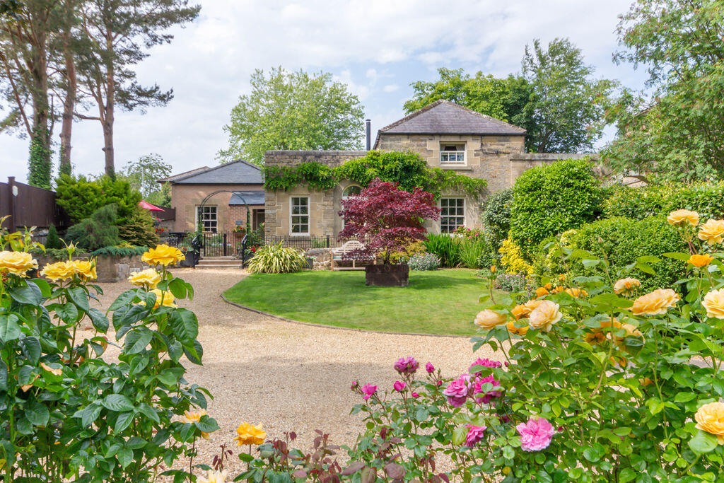 The Coach House, Belvedere Terrace, Alnwick, Northumberland photo 2