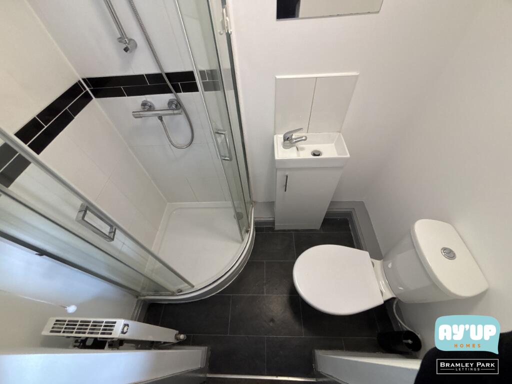 House in Doncaster, South Yorkshire - View 3