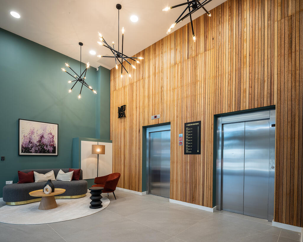 Main image of property: Hamilton Apartments, HP1