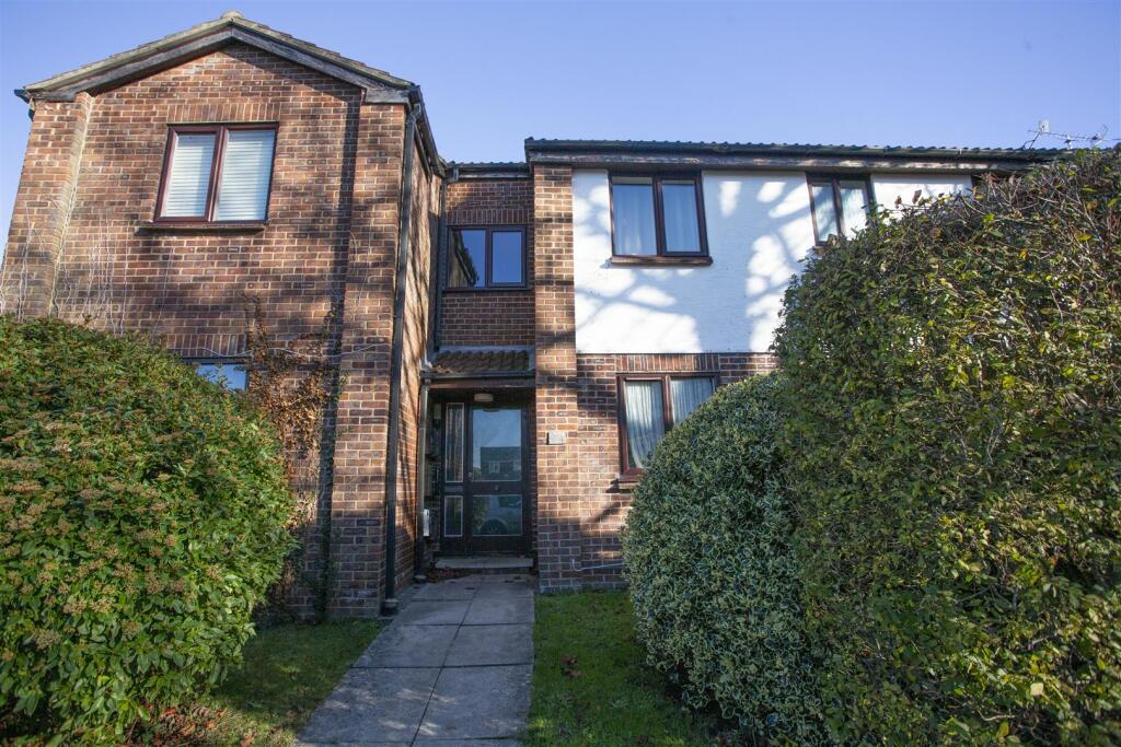 Main image of property: Silver Court, Nailsea