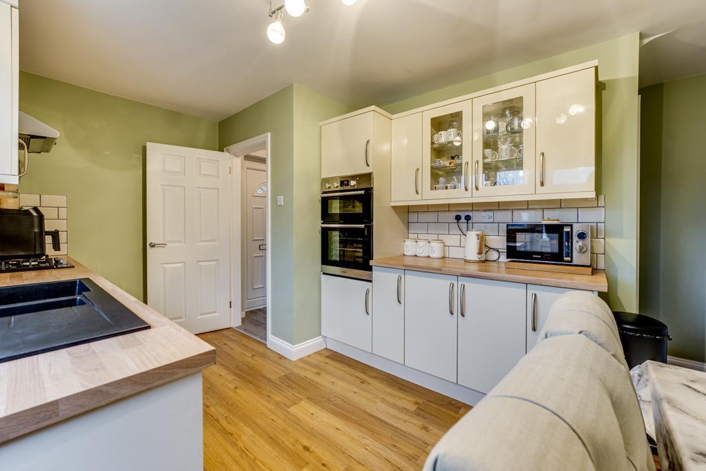 House in Burton Latimer - View 3
