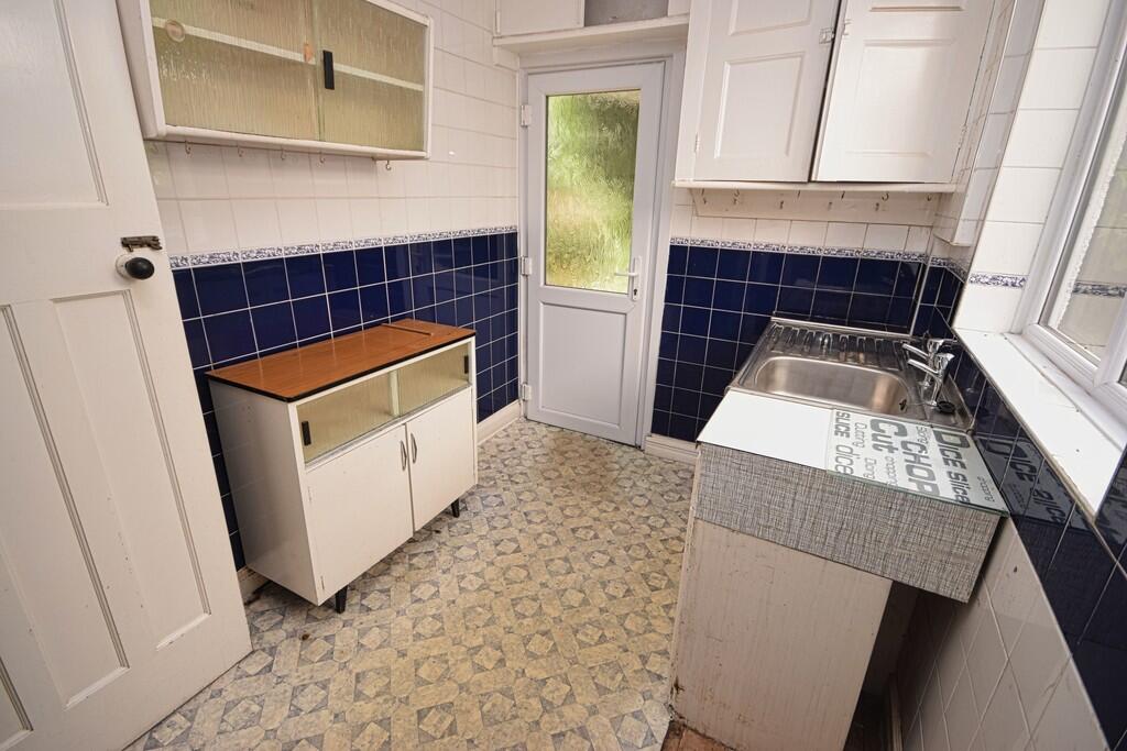 Tixall Road, Hall Green photo 5