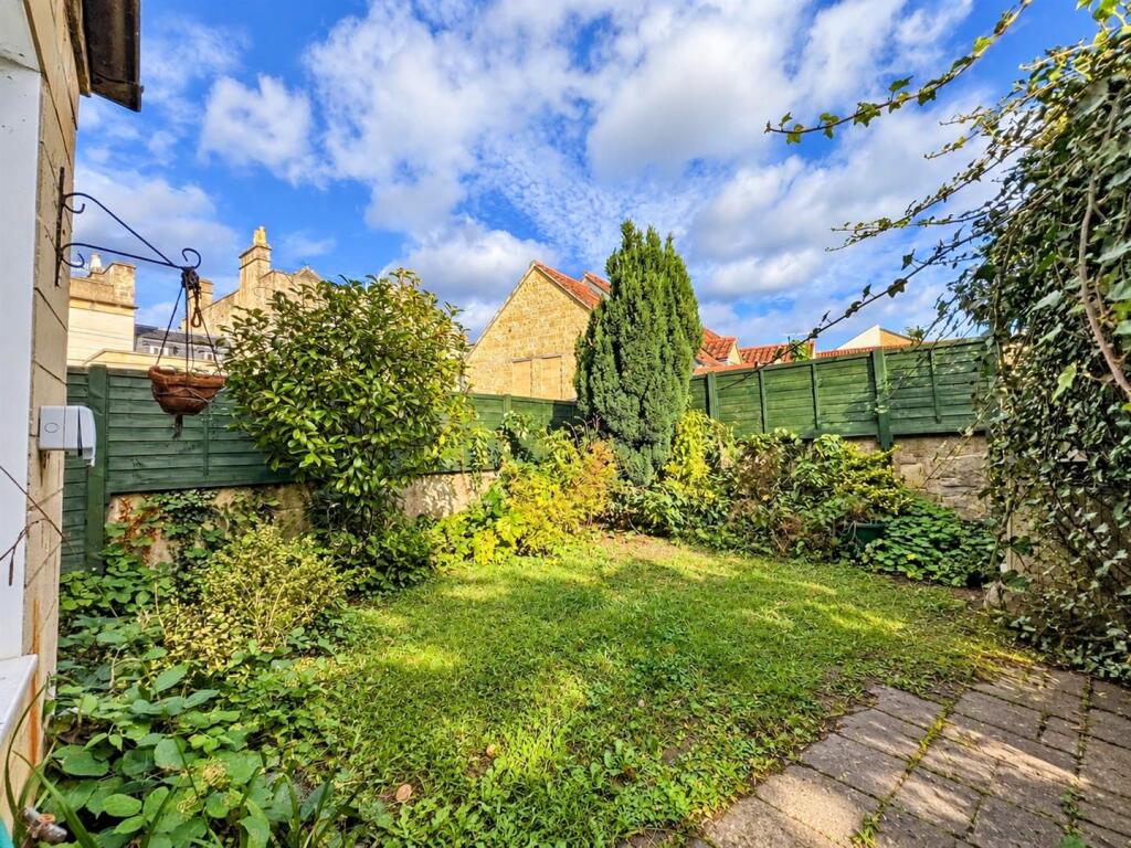 House in Bath - View 3