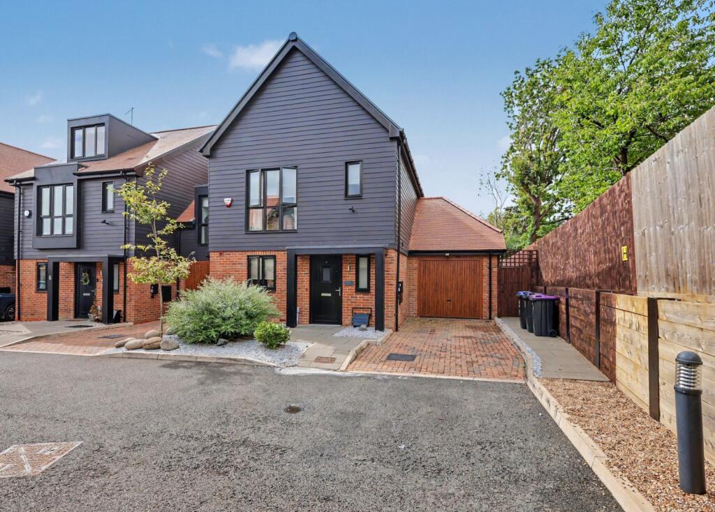 Main image of property: Bell Mews, Codicote, Hertfordshire, SG4