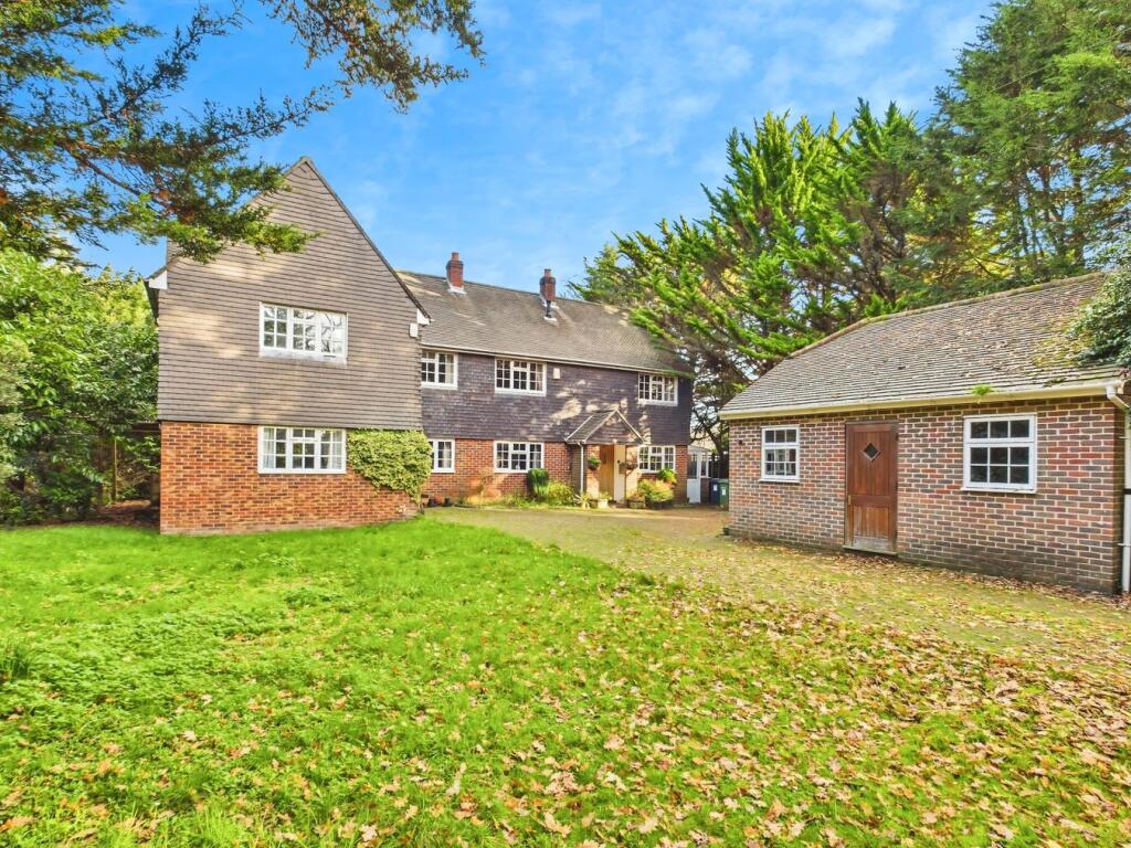 Main image of property: St Marys Road, Netley Abbey, Southampton, SO31