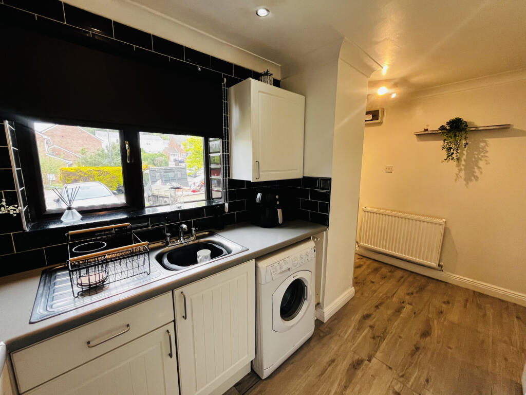 14 Maypole Green, GL15 6HD photo 5