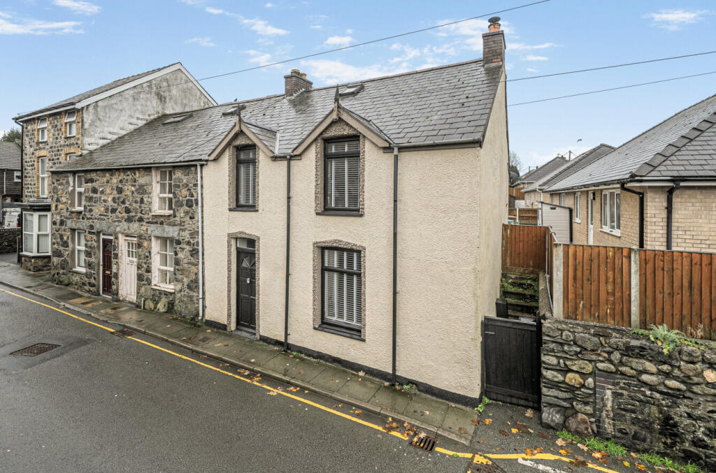 Main image of property: National Street, Tywyn, Gwynedd, LL36
