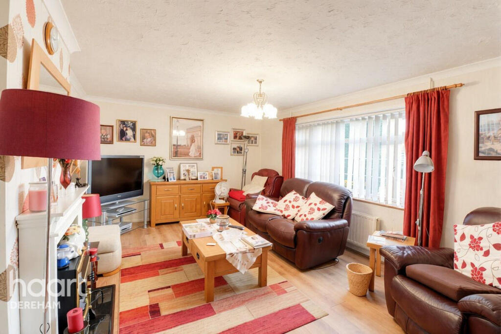 Cullum Close, Swanton Morley photo 3