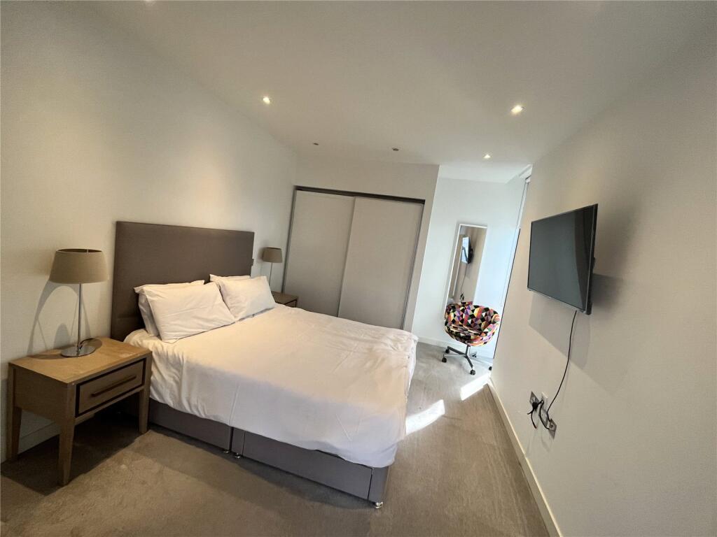 Apartment in Edinburgh - More