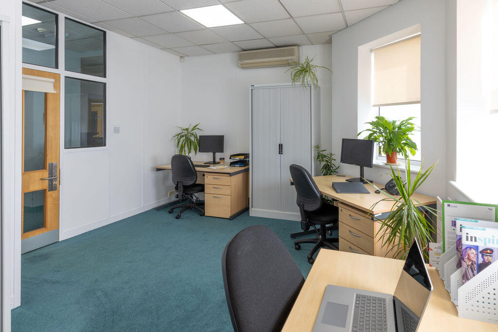 5/6 Person Ground Floor Office To Rent In Hitchin