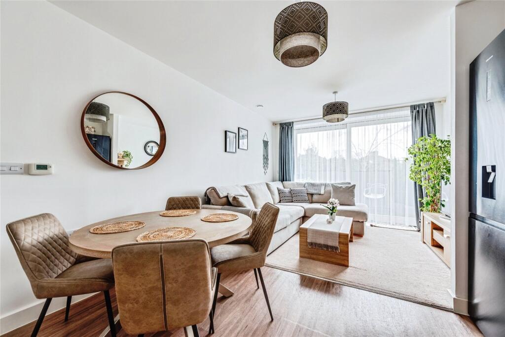 Main image of property: Barns Road, Oxford, Oxfordshire, OX4