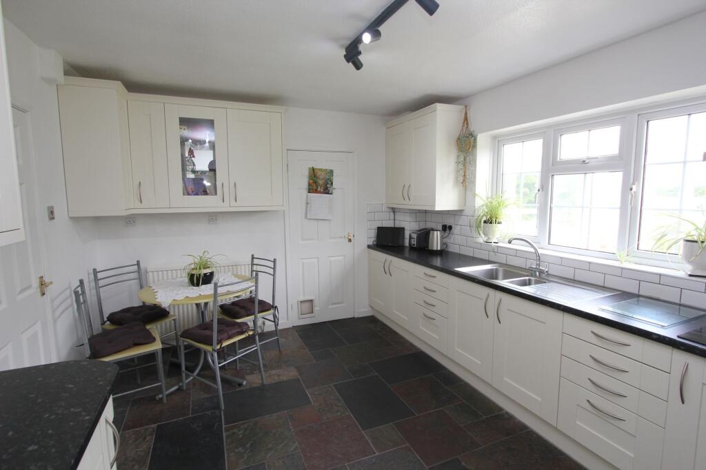 House in Boverton, Llantwit Major - View 3