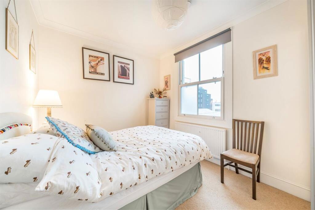 Apartment in London - View 5