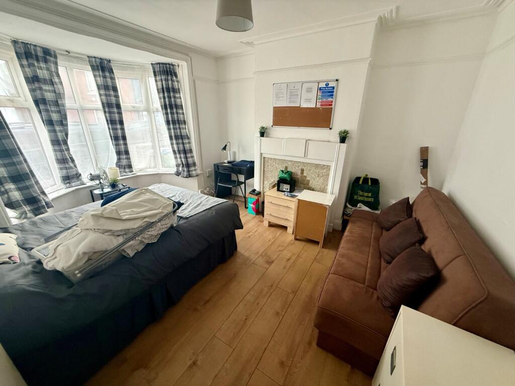 House in Southampton, Bevois Mount, Bevois Town - More