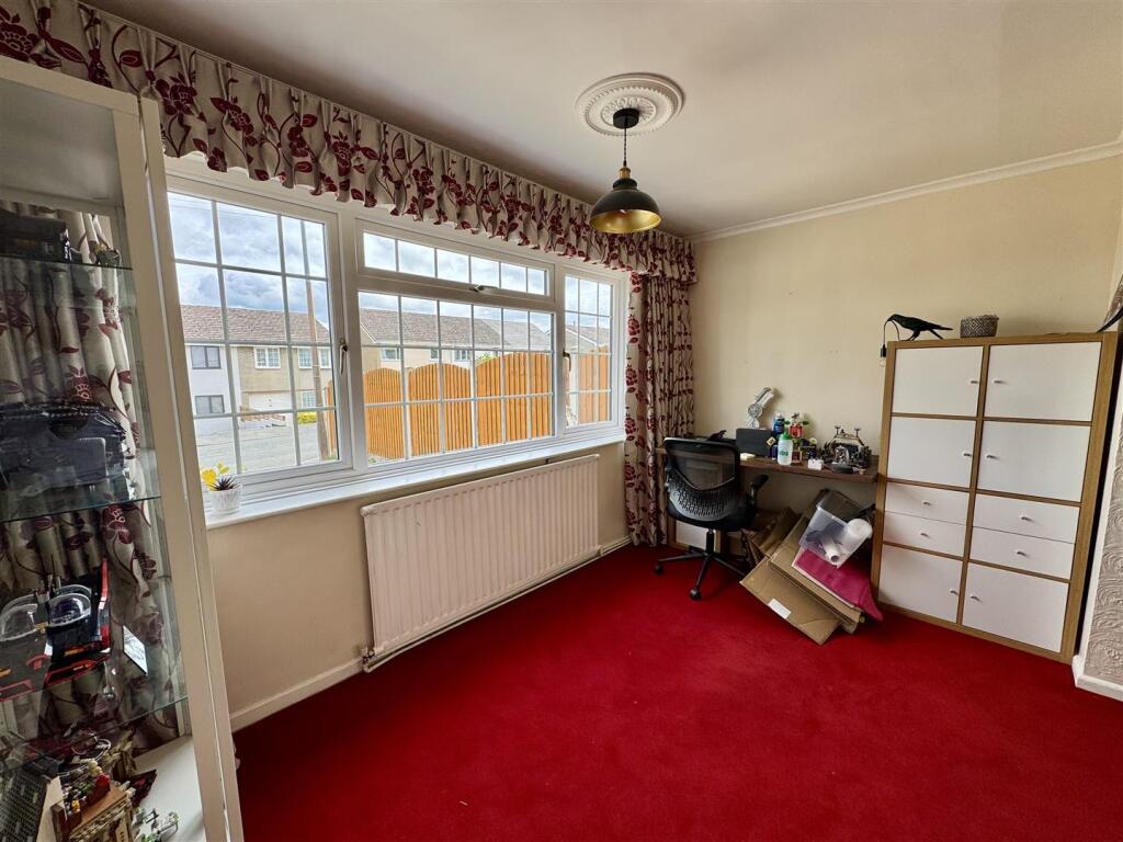 2, Herondale Road, Stourbridge photo 4