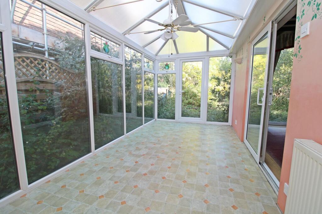 House in Bromley - More