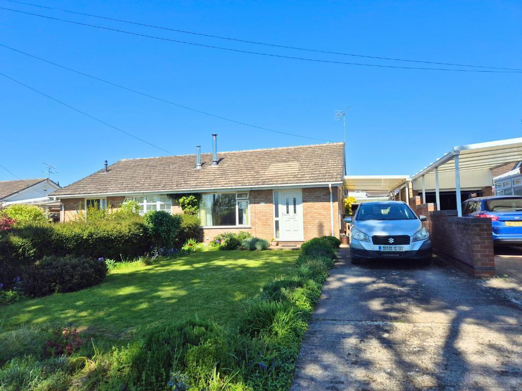 Main image of property: Cornhill Road, Leominster, Herefordshire, HR6 9AF