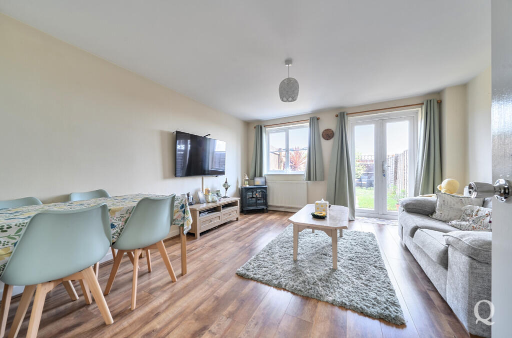 House in Swale, Milton Regis - More