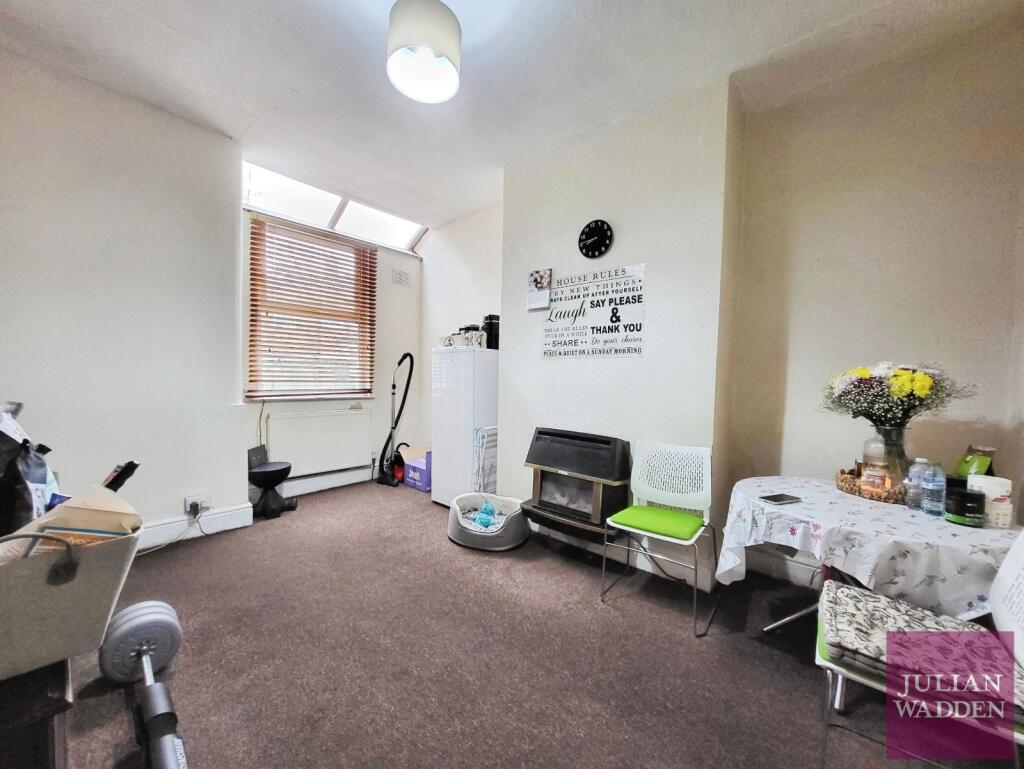 Peterborough Street, Abbey Hey, Manchester, M18 photo 4