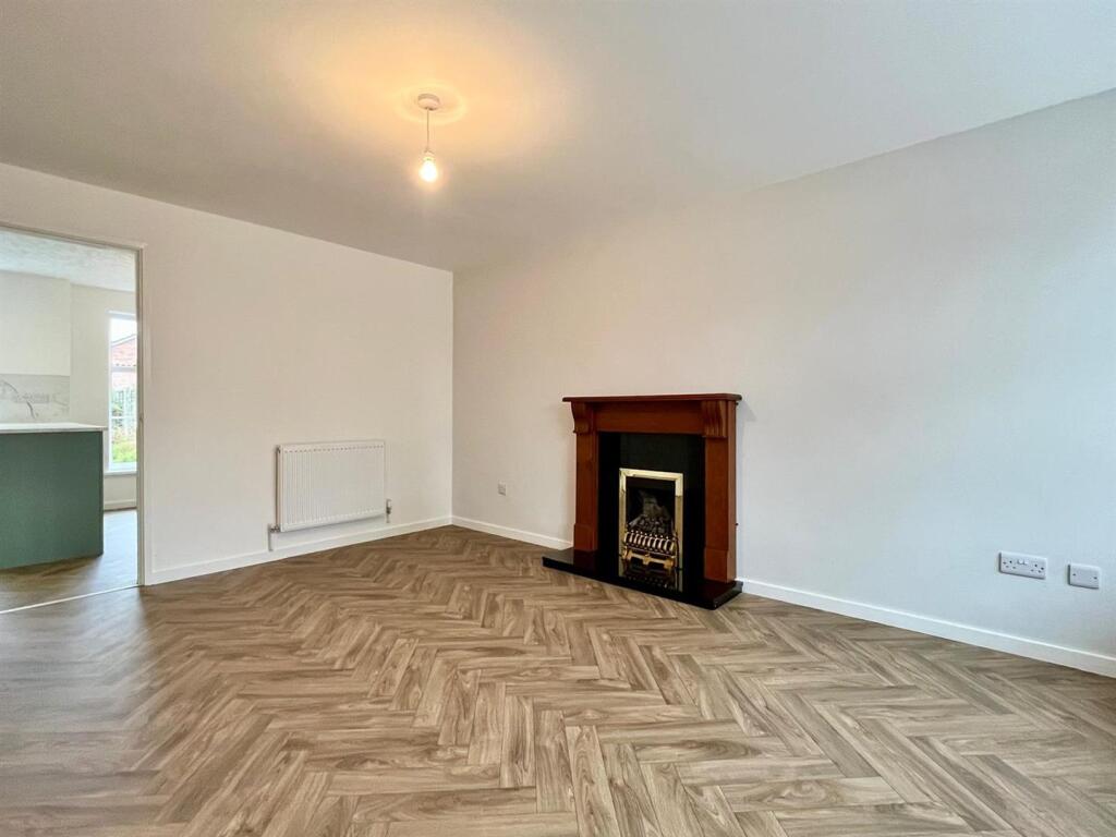 House in Sutton Coldfield, Walmley Ash, Minworth - View 4