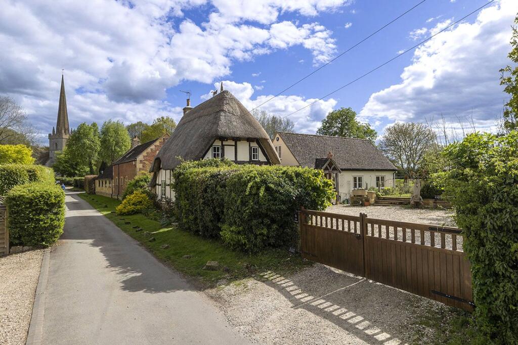Main image of property: The Cross, Childswickham, Broadway, Worcestershire, WR12