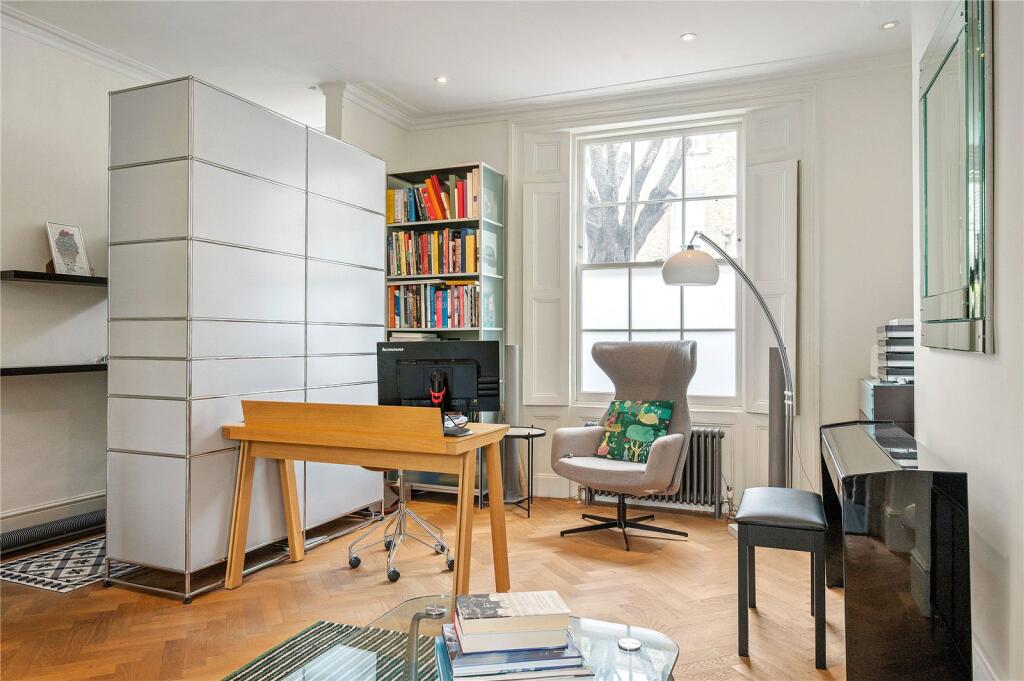 House in London, Angel, Islington - View 3