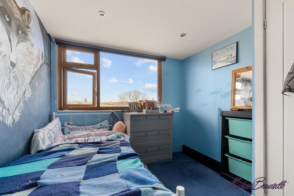Additional image 16 of South View, Greengates, Bradford, BD10 0QX