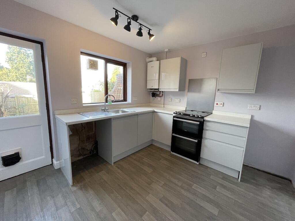 OLDSWINFORD - Swincross Road photo 3