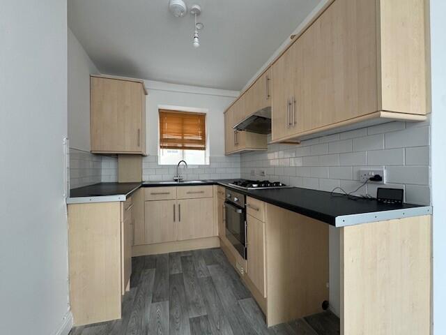 Apartment in Poole, Old Town - View 3
