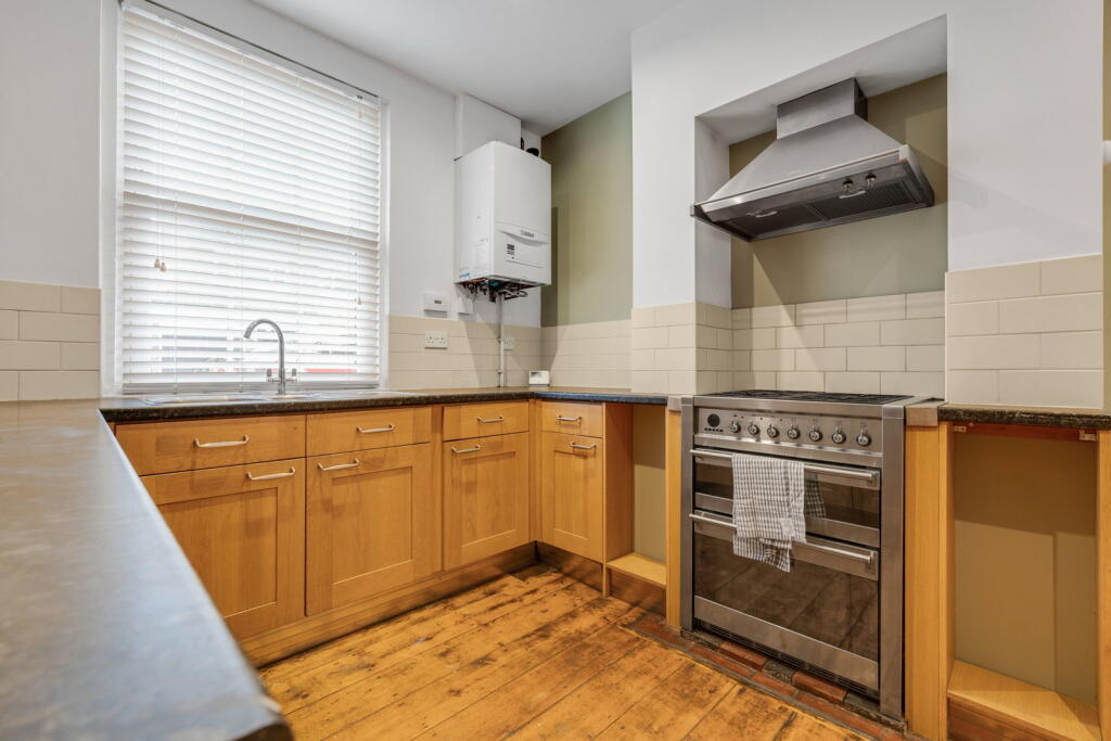 House in Dudley, Oldswinford - View 4