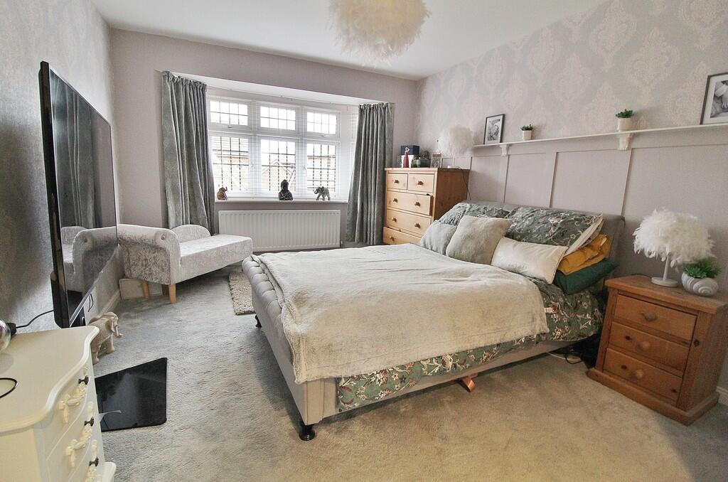 House in Portsmouth - View 3