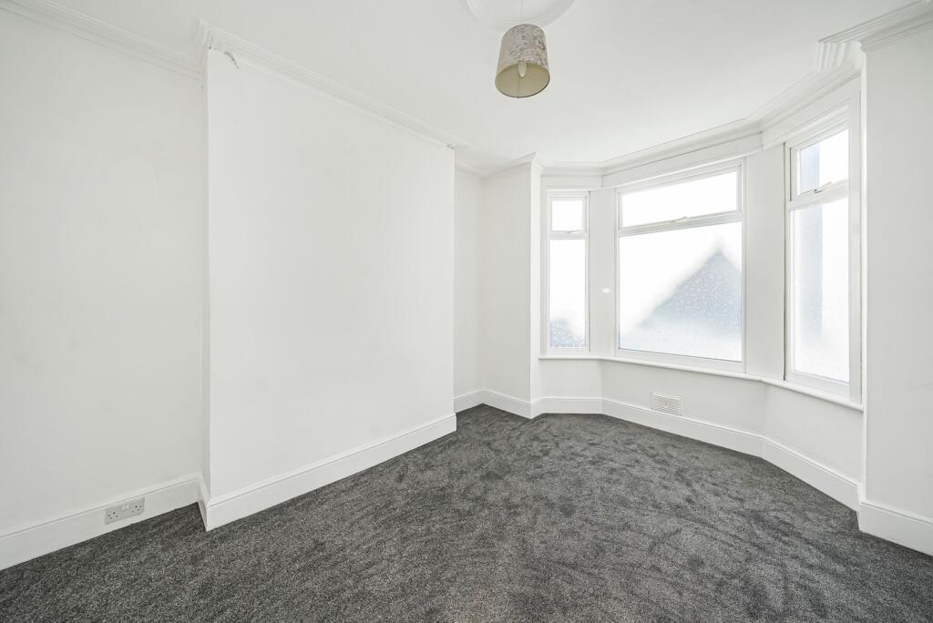House in Southend-on-Sea, Essex - View 2