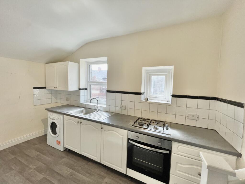 Apartment in Newcastle upon Tyne - View 4