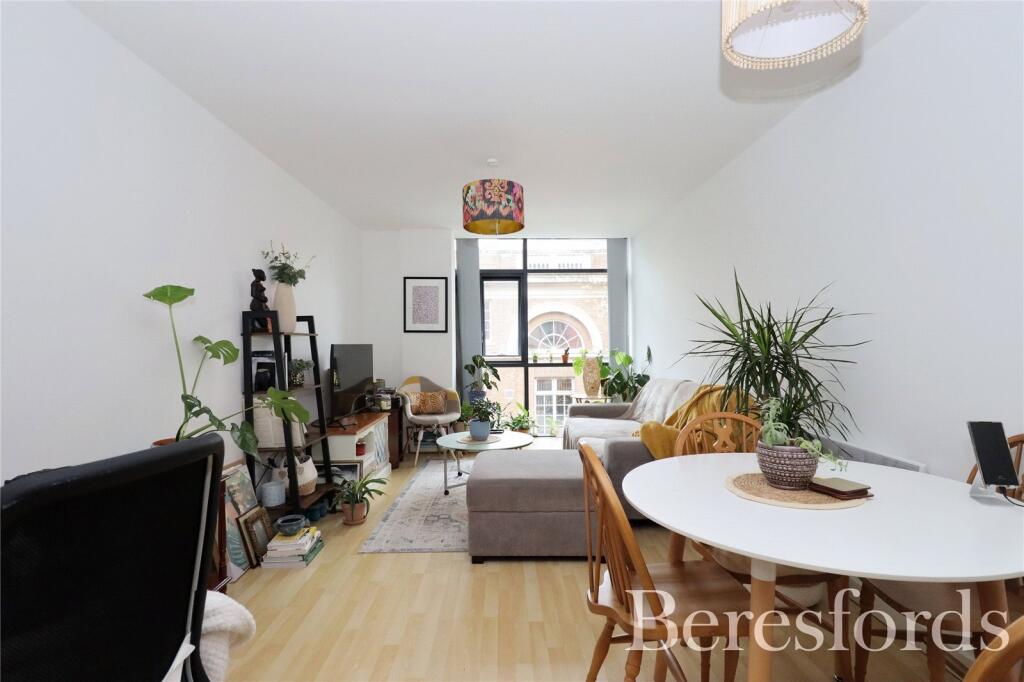 Apartment in Chelmsford - View 3