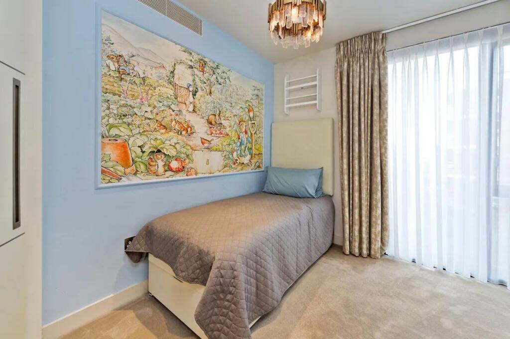 Apartment in London - View 3