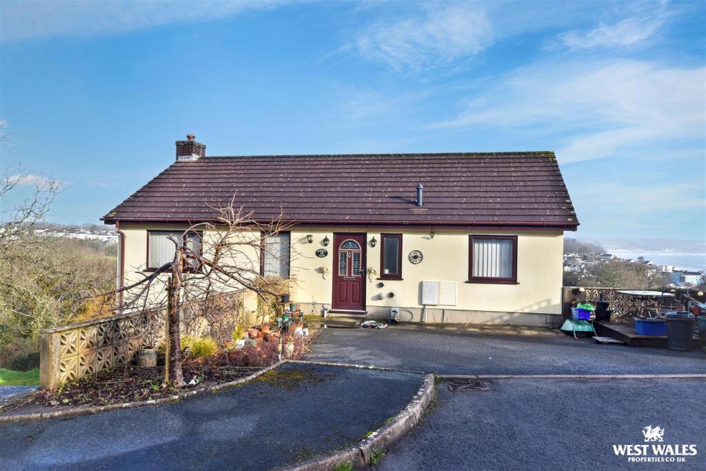 Main image of property: Lawnswood, Saundersfoot