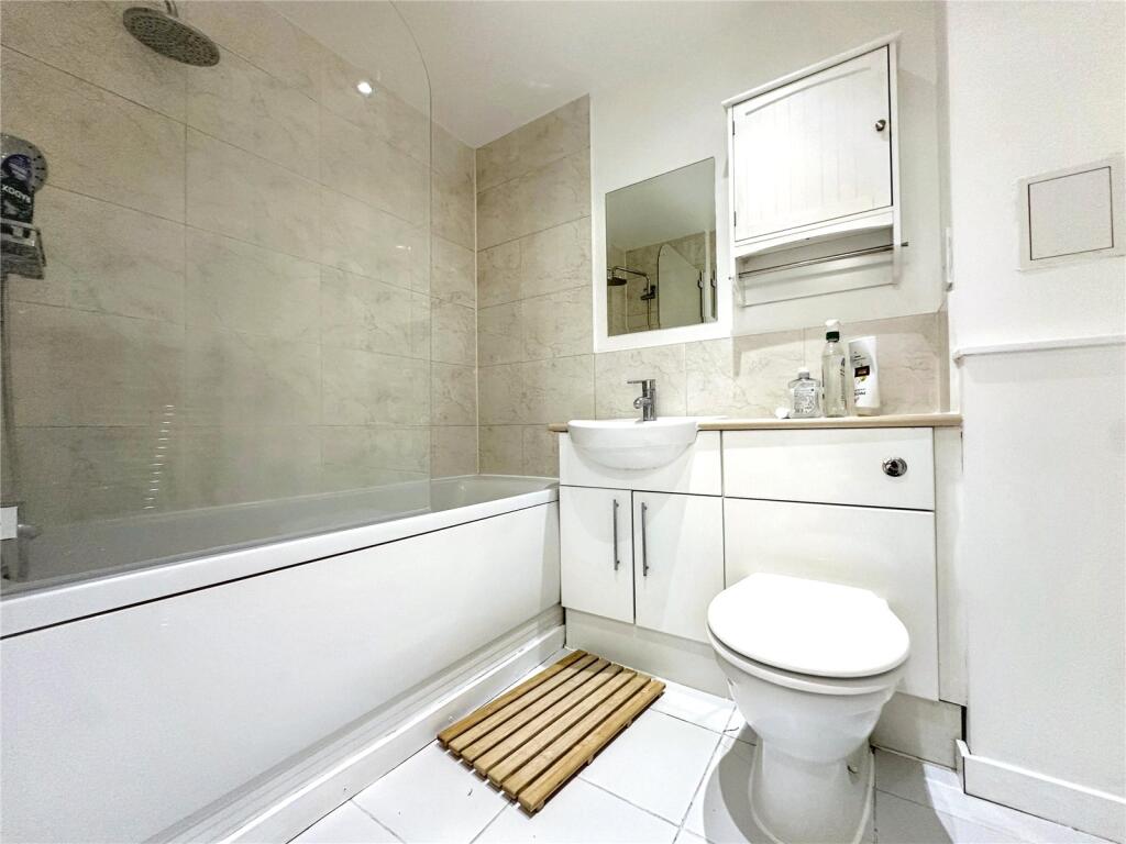 Apartment in London - View 4