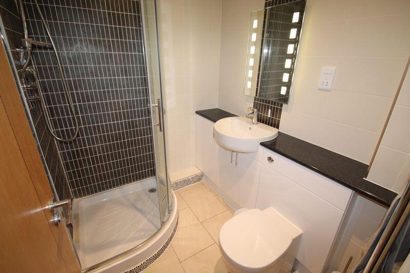 Apartment in Guildford - View 4