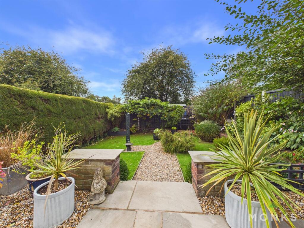 House in Shrewsbury - View 2
