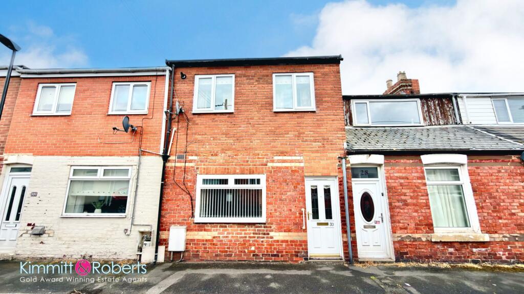 Main image of property: The Avenue, Hetton-Le-Hole, Houghton le Spring, Tyne and Wear, DH5 9DQ