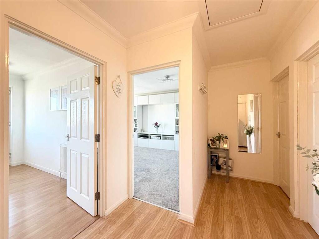 Ruby Court, Leigh on Sea photo 4