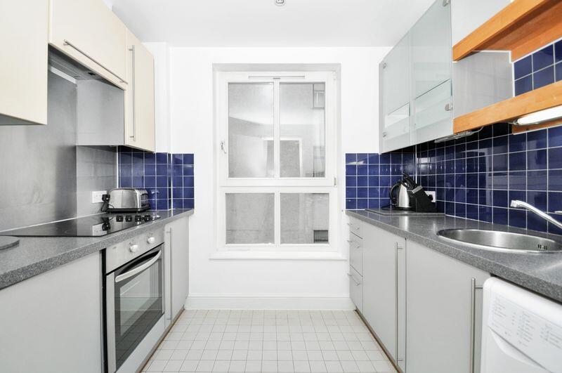 Apartment in London - View 2